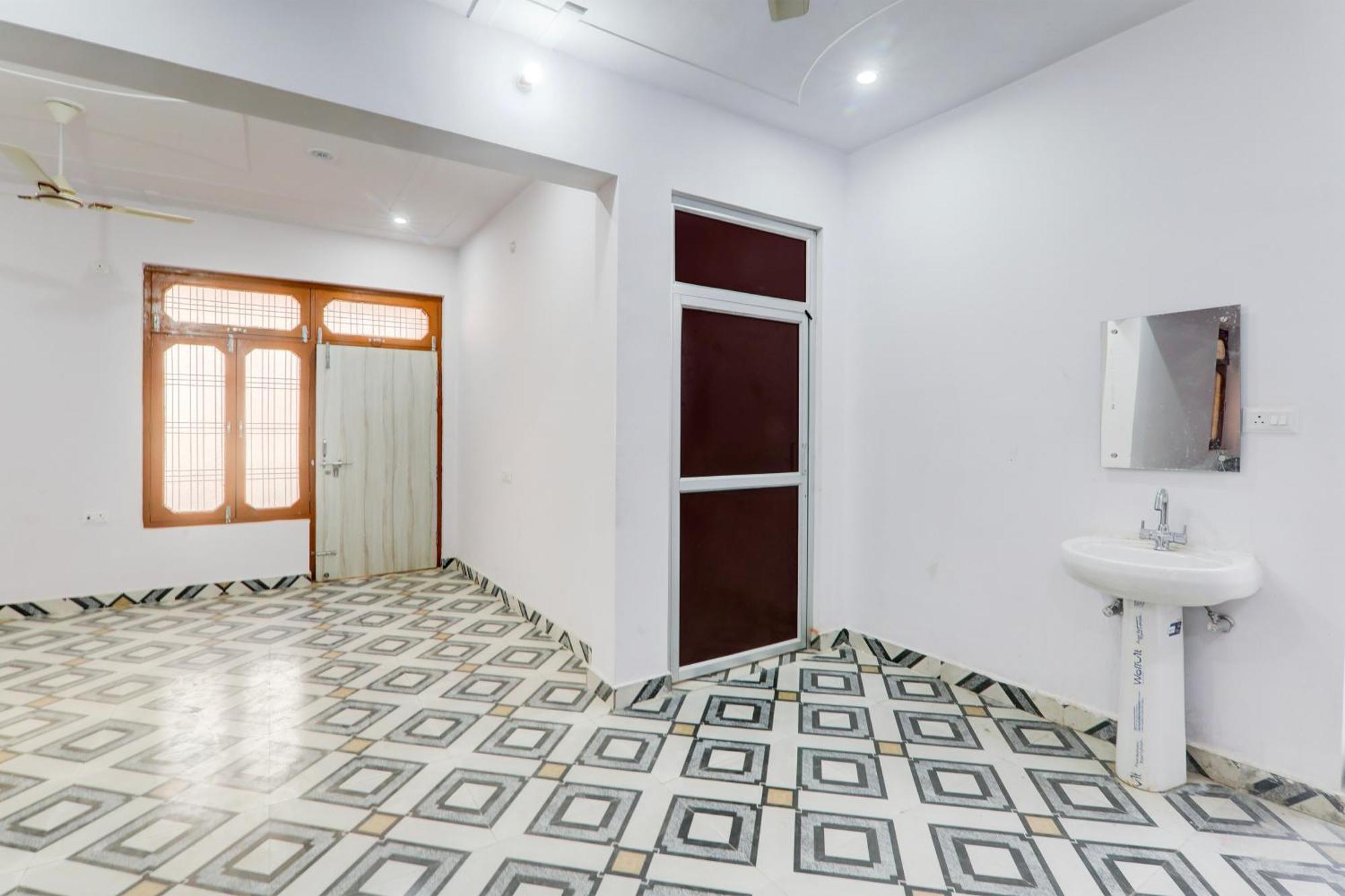 Hotel O White House Hasanganj Dış mekan fotoğraf